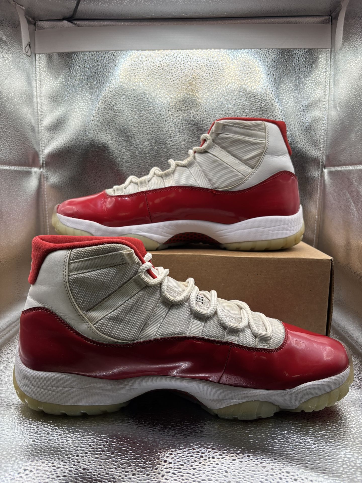 Air Jordan 11 Cherry - photo 5