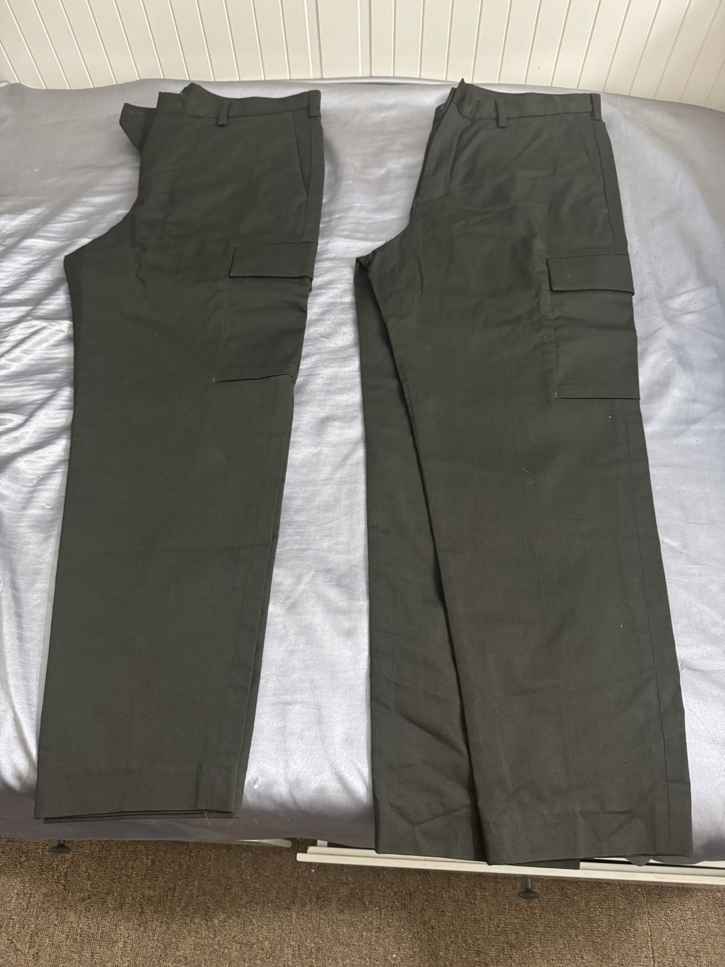 Theory Cargo Pants – Brand New, Size 33, Olive Green