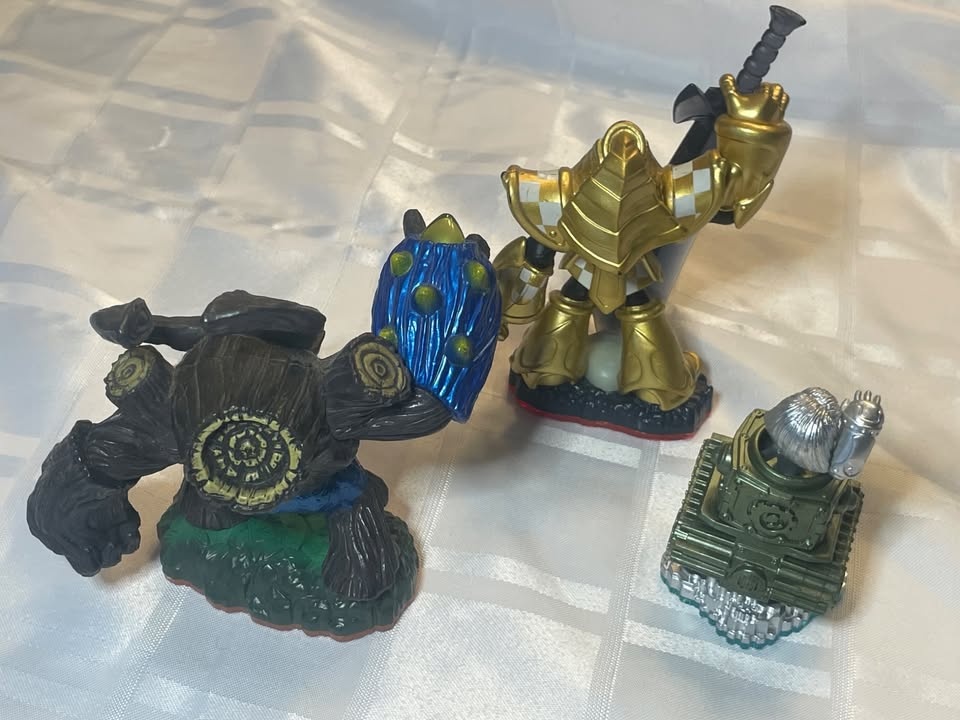 Assorted Special Variation Skylanders OBO - photo 2