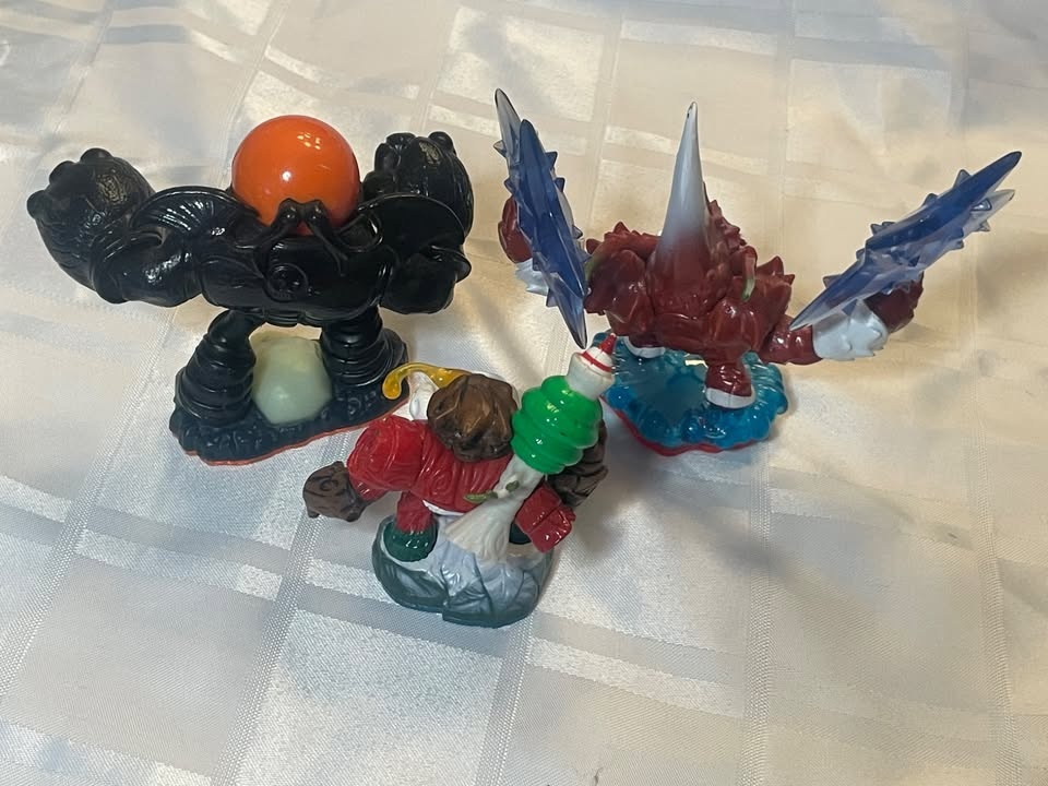Festive Skylander Bundle OBO - photo 2