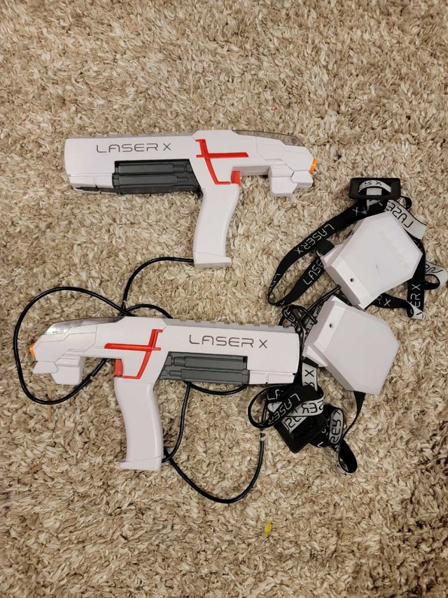 Laser tag set