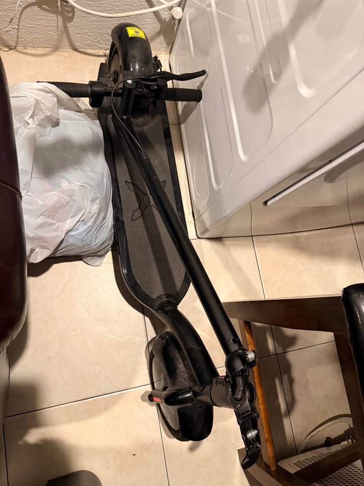 Electric scooters (no charger) - photo 2