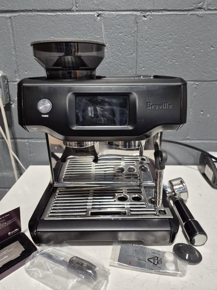 Breville Barista Touch Automatic Espresso Machine BES880BTR - photo 2