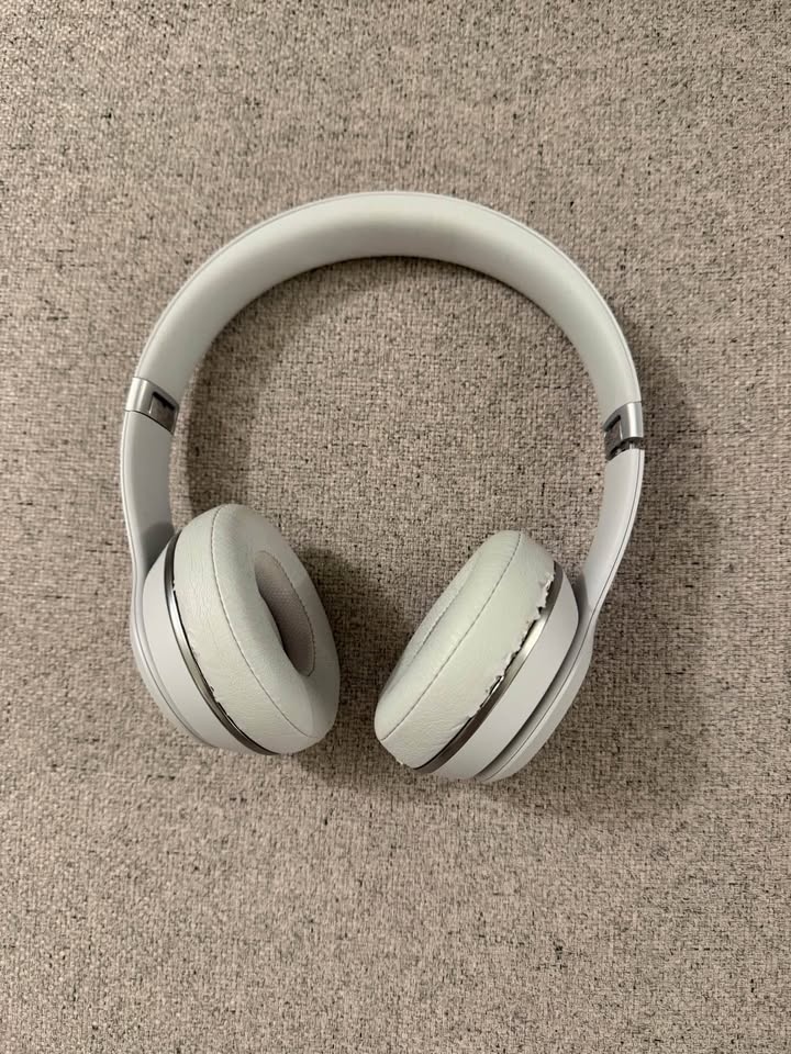 Wireless Beats Solo - photo 3
