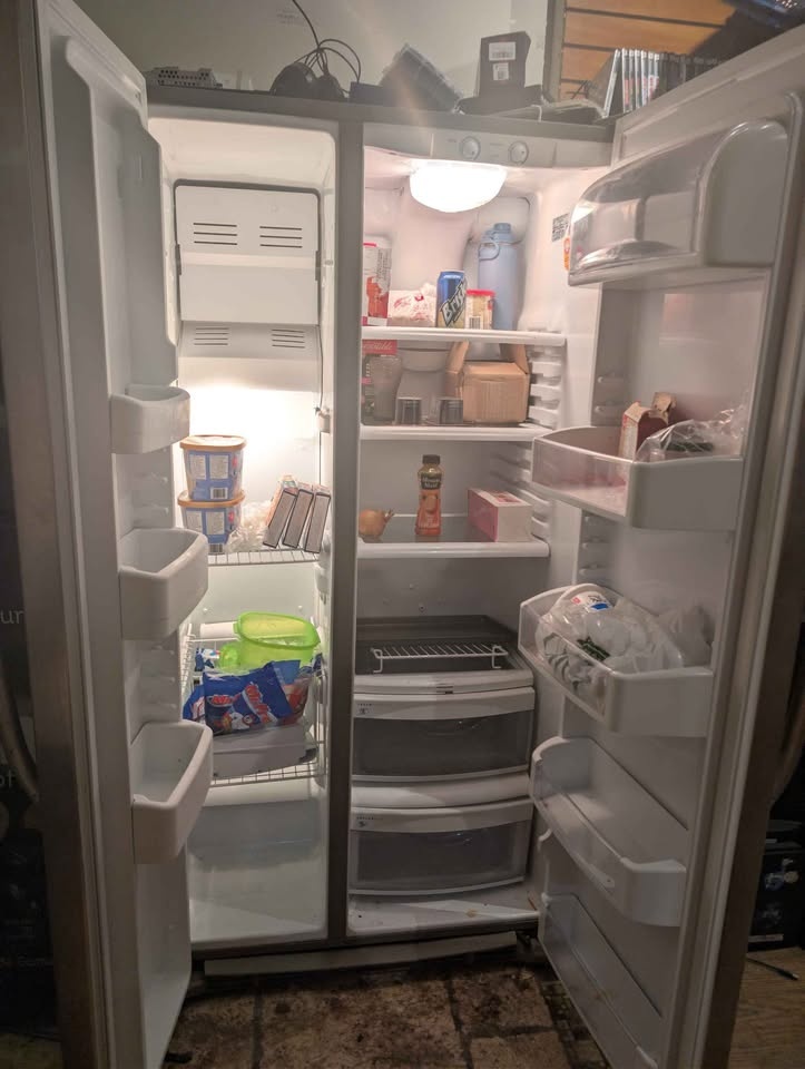 GE Large Double Door Refrigerator – Stainless Steel - photo 2