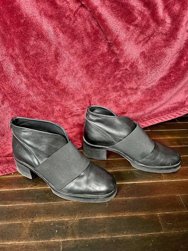 COS Black Women’s Dress Shoes, Leather Shoes, 7.5 🧡final price