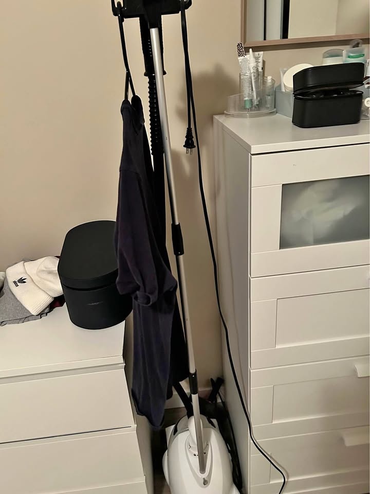 Clothes Steamer