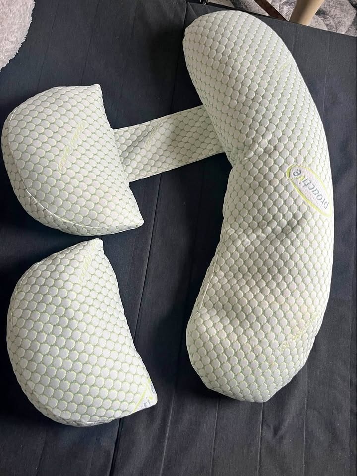 Pregnancy Pillow
