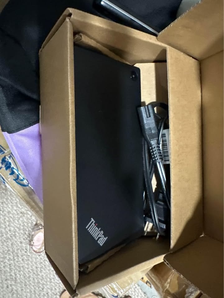 Lenovo ThinkPad USB C DOCK GENERATION 2 - photo 2