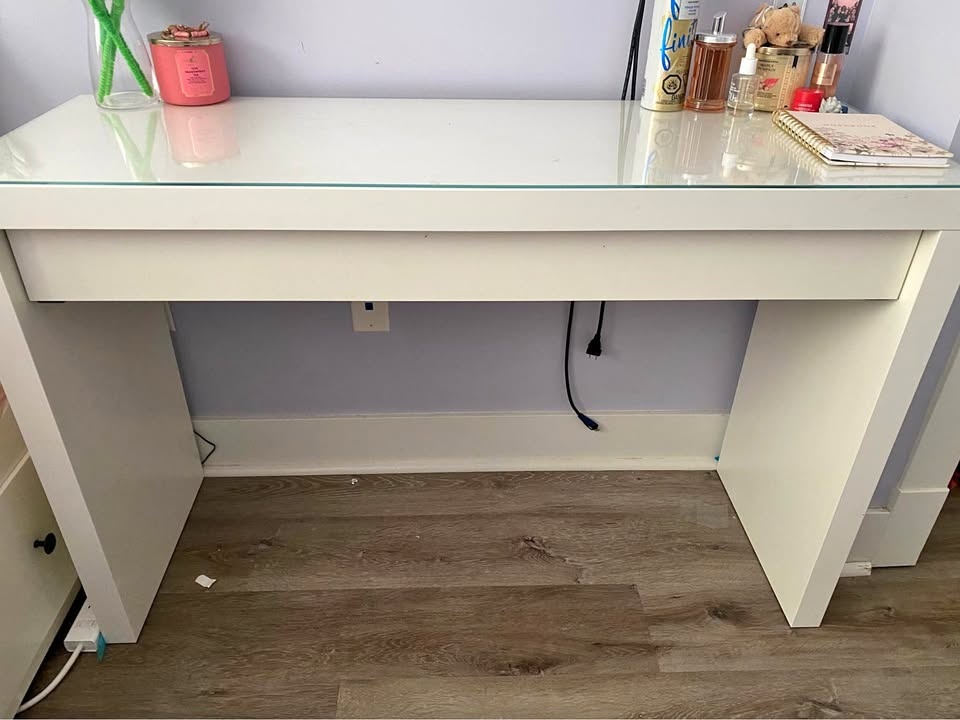 IKEA MALM White Dressing Table