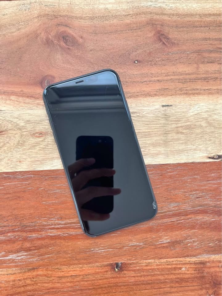 iPhone 11 128GB - Fully Working