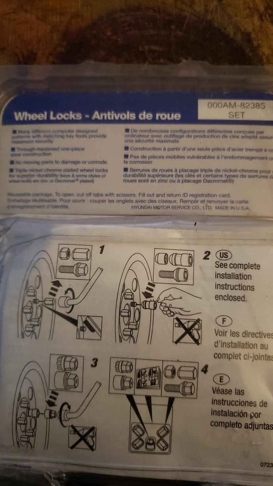 Hyundai Wheel Locks used - photo 3