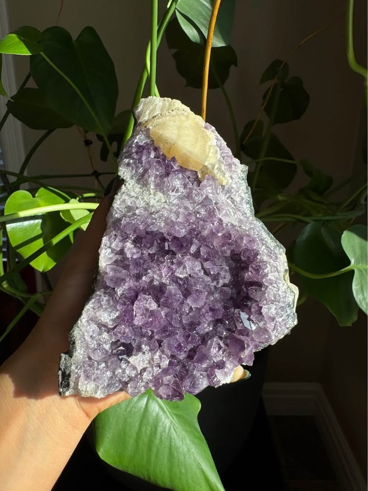 Amethyst Geode with Calcite - photo 4