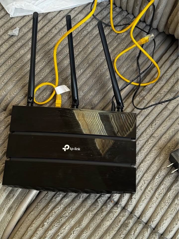 TP LINK AC1200 DUAL BAND GIGABIT ROUTER - photo 5
