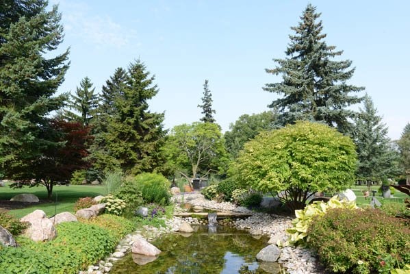 3 Burial Plots at York Cemetery - photo 4