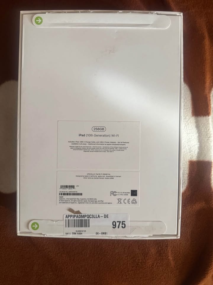 iPad 10th Generation 256gb WiFi - photo 2