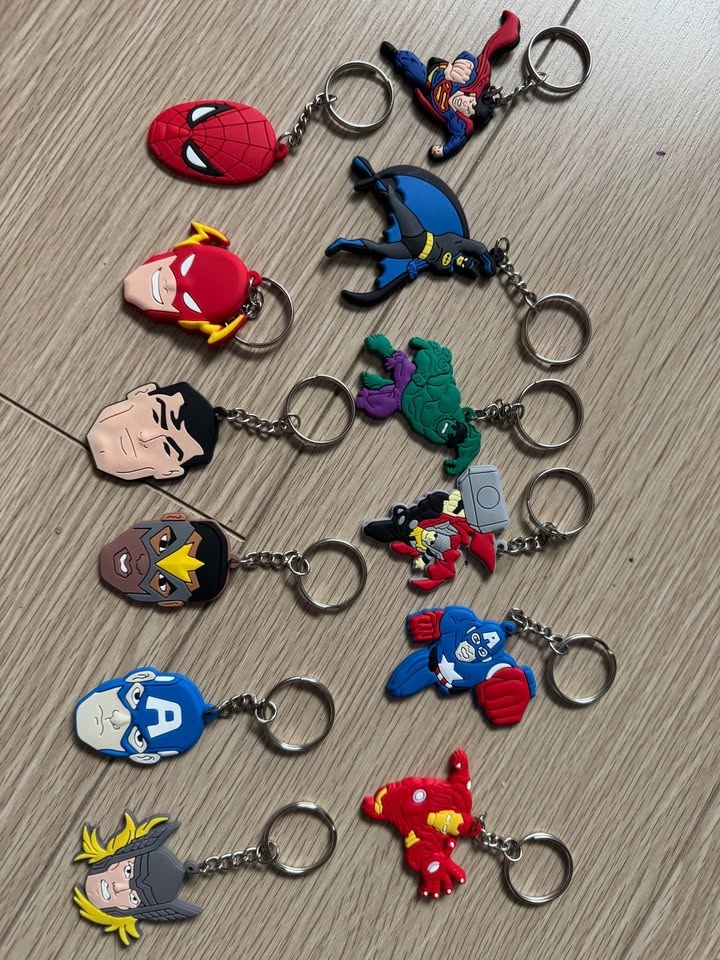 Hero Themed Party Favors, Avenger Party Bag Fillers - photo 2