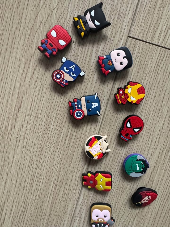Hero Themed Party Favors, Avenger Party Bag Fillers - photo 3