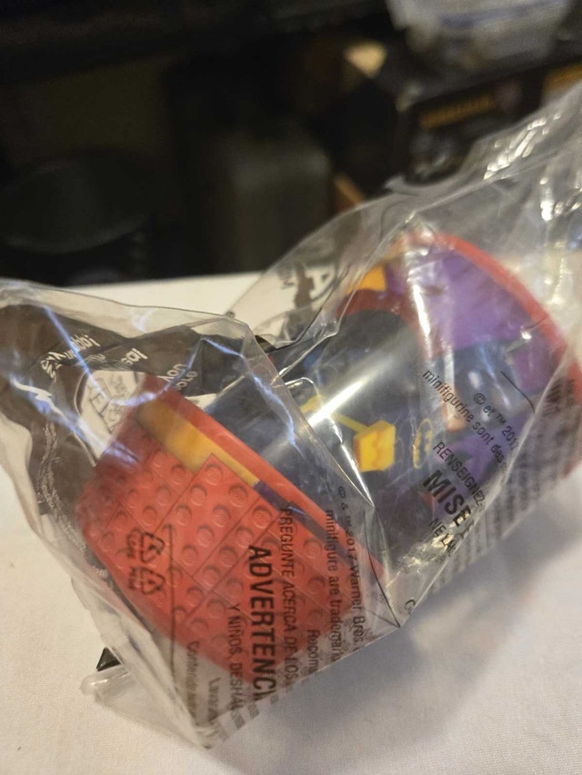 Lego Batman Batgirl Cup - photo 3