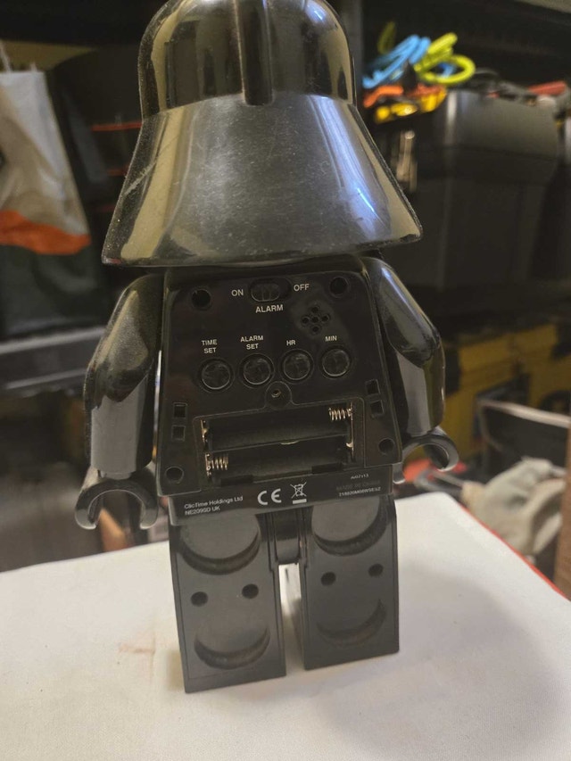 Lego Darth Vader Clock - photo 2