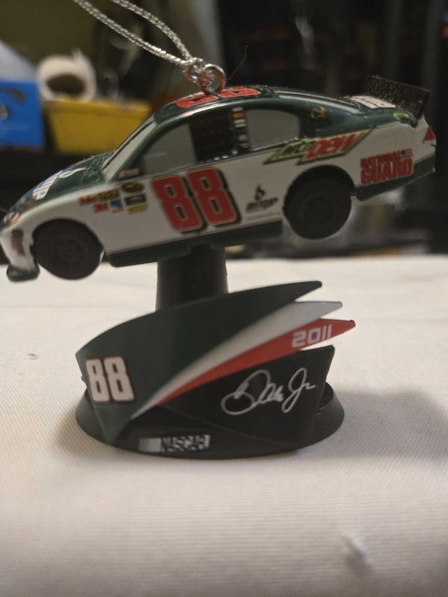 Dale Jr Ornament - photo 4