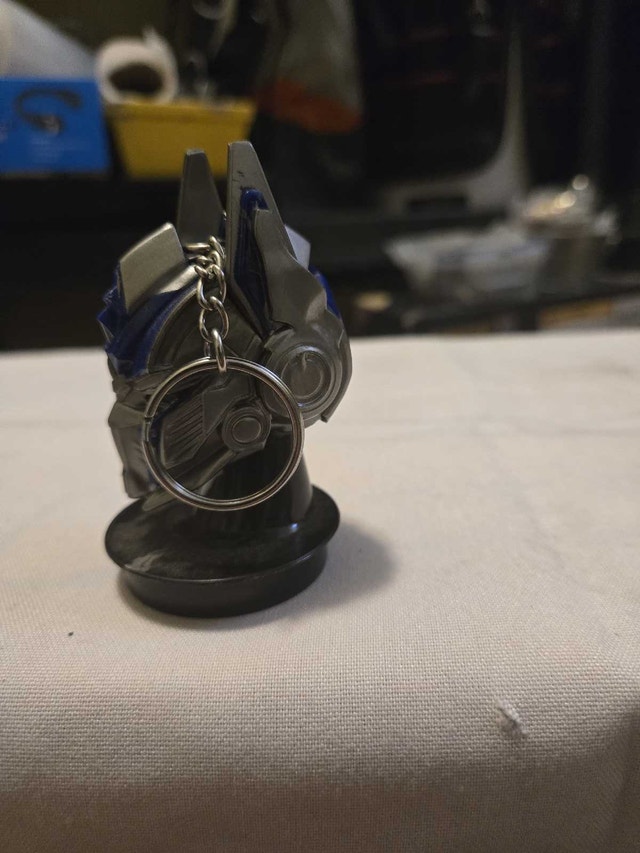 Transformers Optimus Prime Keychain - photo 4