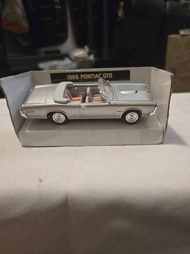 1966 Pontiac GTO Diecast Model Car