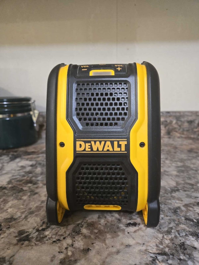 Dewalt Bluetooth Speaker