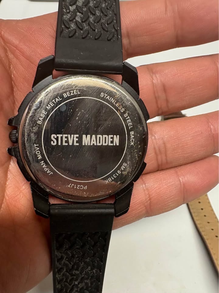 Preowned Men’s Watches – Lot of 2 (Steve Madden + Geoffrey Beene - photo 5