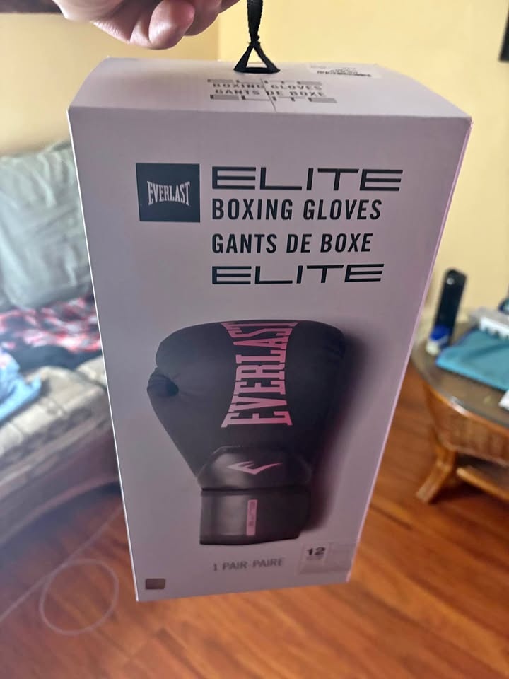🥊 Everlast Elite Boxing Gloves – Brand New (12oz)