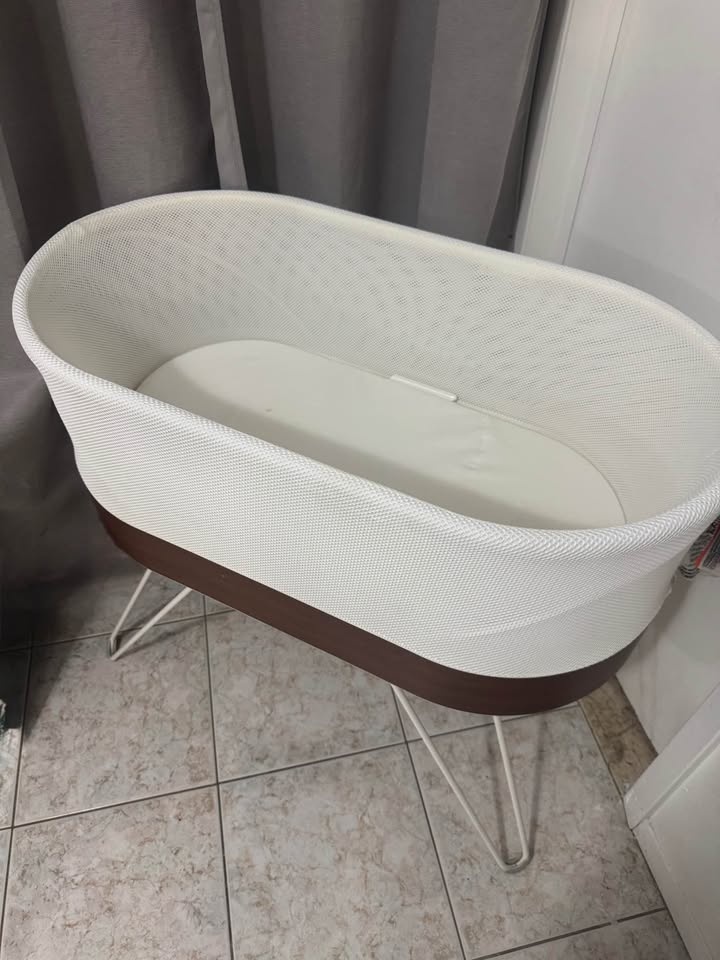 SNOO Smart Sleeper Bassinet - photo 2