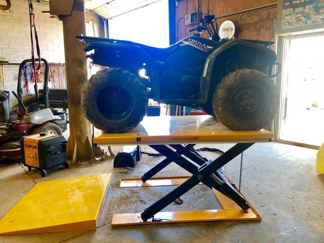 Industrial Hydraulic Lift Table – Ultra-Low 1.5 Ton Capacity