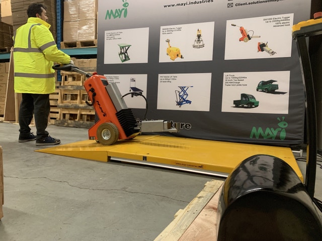 Industrial Hydraulic Lift Table – Ultra-Low 1.5 Ton Capacity - photo 5