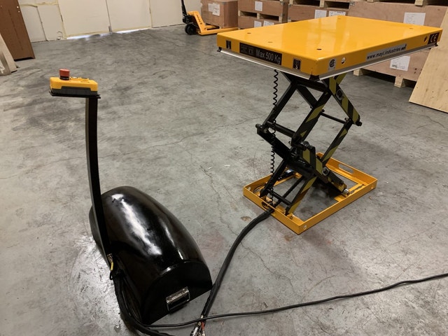 Hydraulic Lift Table – Low-Profile HZ0501 – 1100 lb Capacity - photo 3