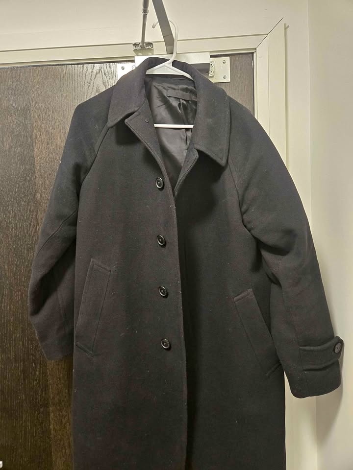UNIQLO NAVY BLUE BALMACAAN COAT MENS XS