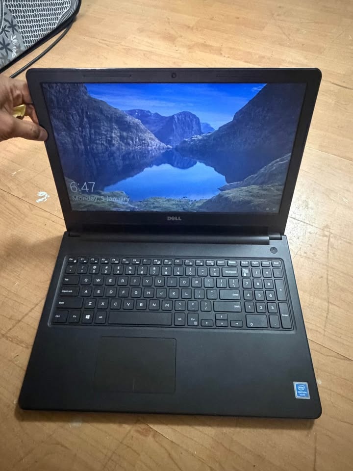 💻 Dell Inspiron 15-3573 – Like New Condition - photo 3