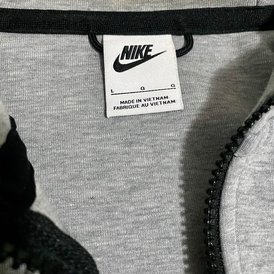Grey Nike Tech Fleece Tracksuit - photo 2