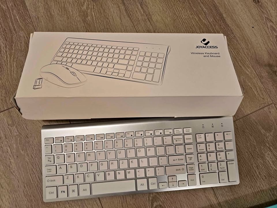 Wireless Keyboard and Mouse,Dustproof - New