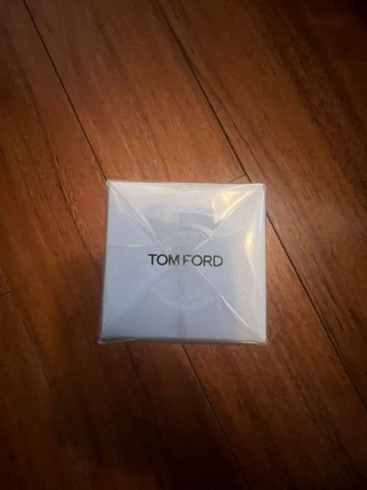 Tom Ford White Suede 1.7oz / 50 ml Authentic - photo 4