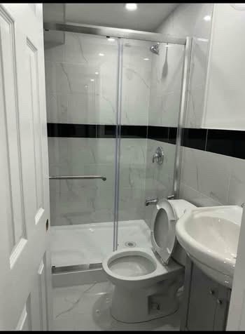 sharing room on rent - large room above ground - photo 3