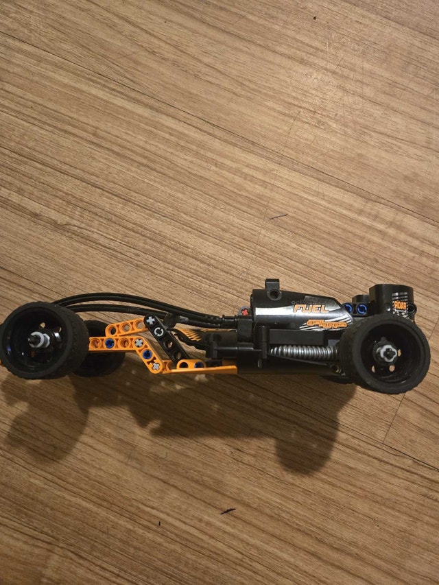Lego Technic Racer - photo 3