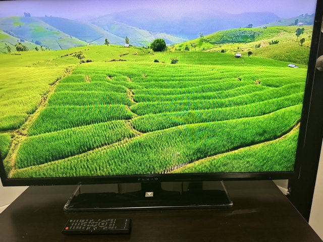 Fluid TV - Great Picture & Sound!
