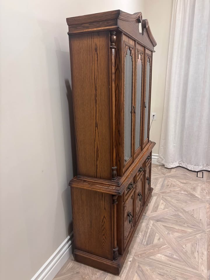 Solid Wood Buffet & Hutch - photo 3