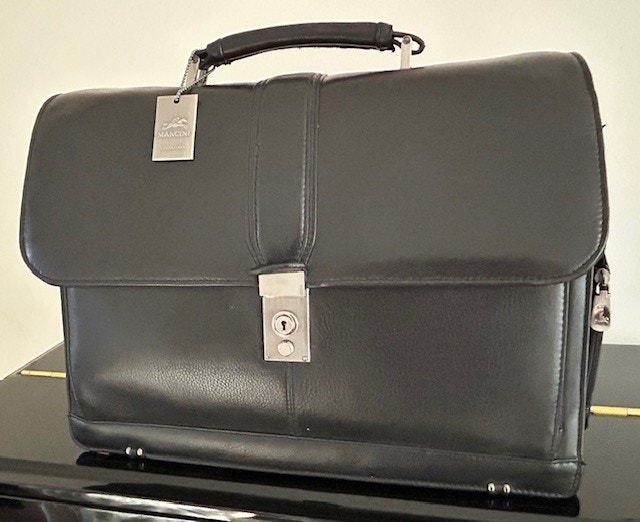 Mancini Leather Briefcase/Carry Bag