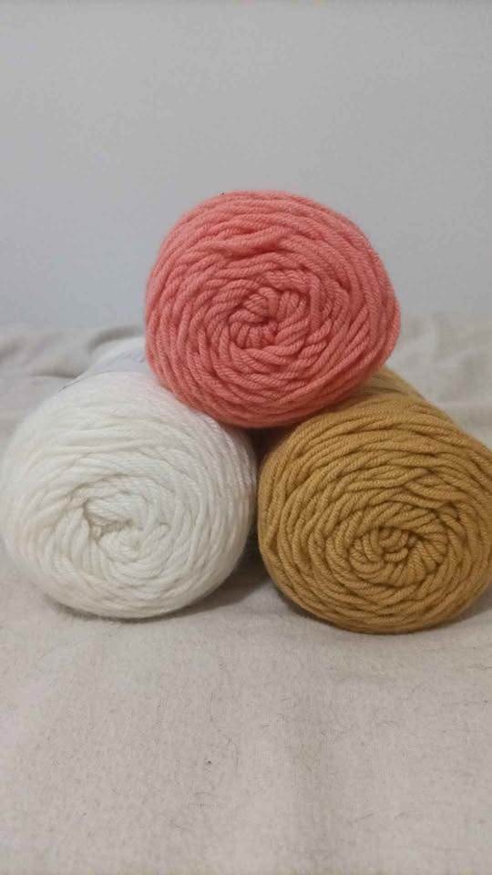‼️NEED GONE ASAP‼️Yarn Lot - $10 - photo 2