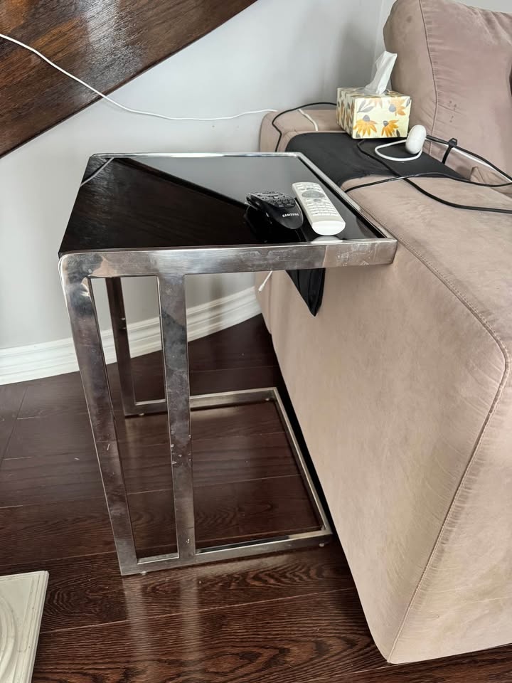 Sofa Side Glass Table *MARKHAM* - photo 3