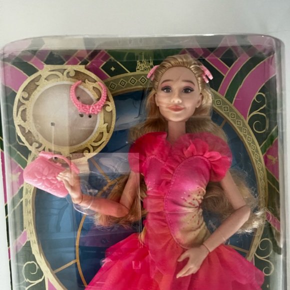Recalled 2024 Wicked Movie Glinda Fashion Doll - photo 2