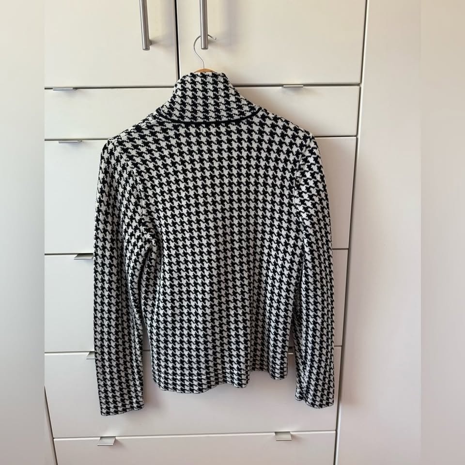 Vintage Black and White Houndstooth Chaps Vintage sweater size L - photo 3