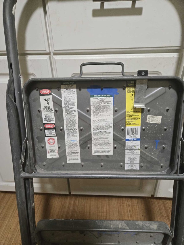 2 step Ladder - photo 2