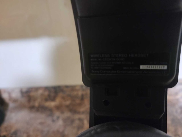 PlayStation Wireless Headset - photo 2